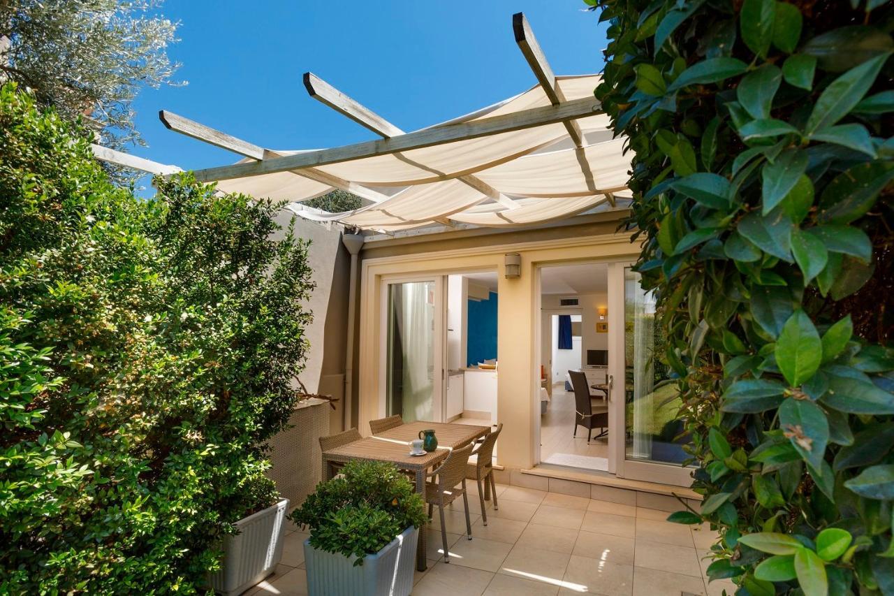 Hotel La Villa Del Mare Cagliari Exteriör bild