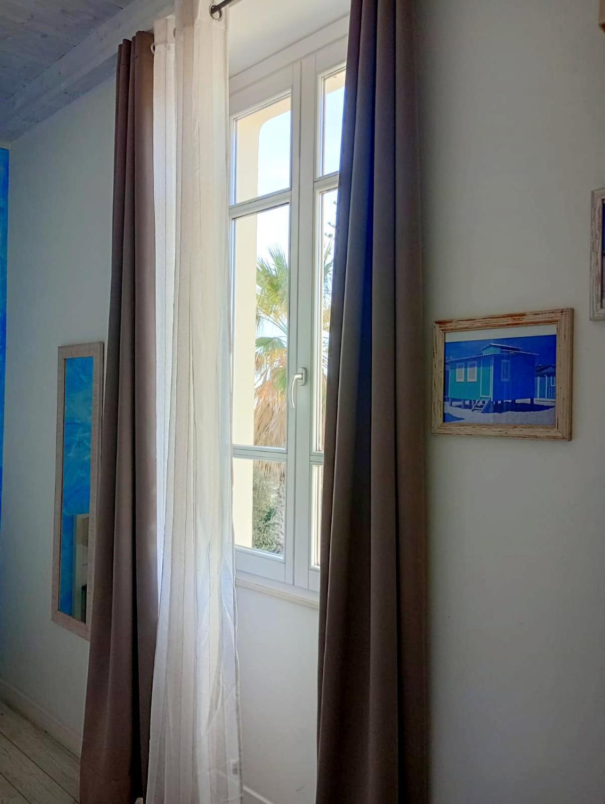 Hotel La Villa Del Mare Cagliari Exteriör bild