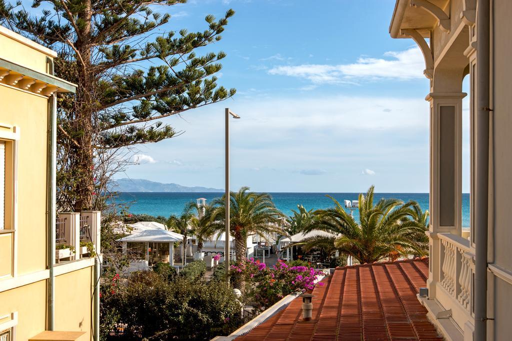 Hotel La Villa Del Mare Cagliari Exteriör bild
